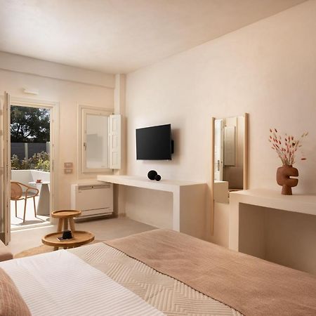 Acanthus Oia-Private Hot Tub Suites 외부 사진